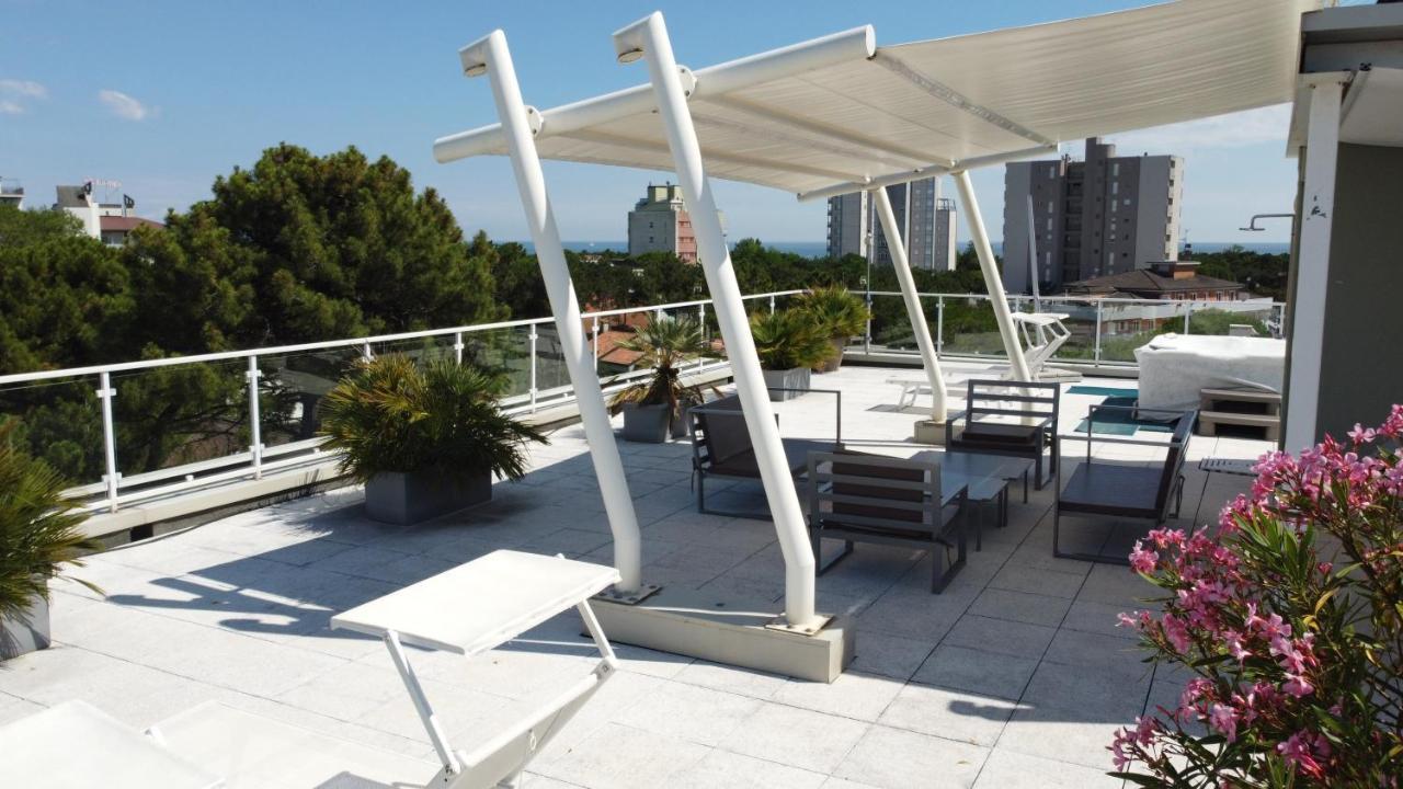 Hotel Meublè Nazionale Lignano Sabbiadoro Extérieur photo