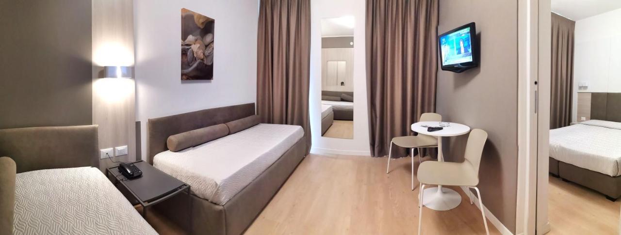 Hotel Meublè Nazionale Lignano Sabbiadoro Extérieur photo